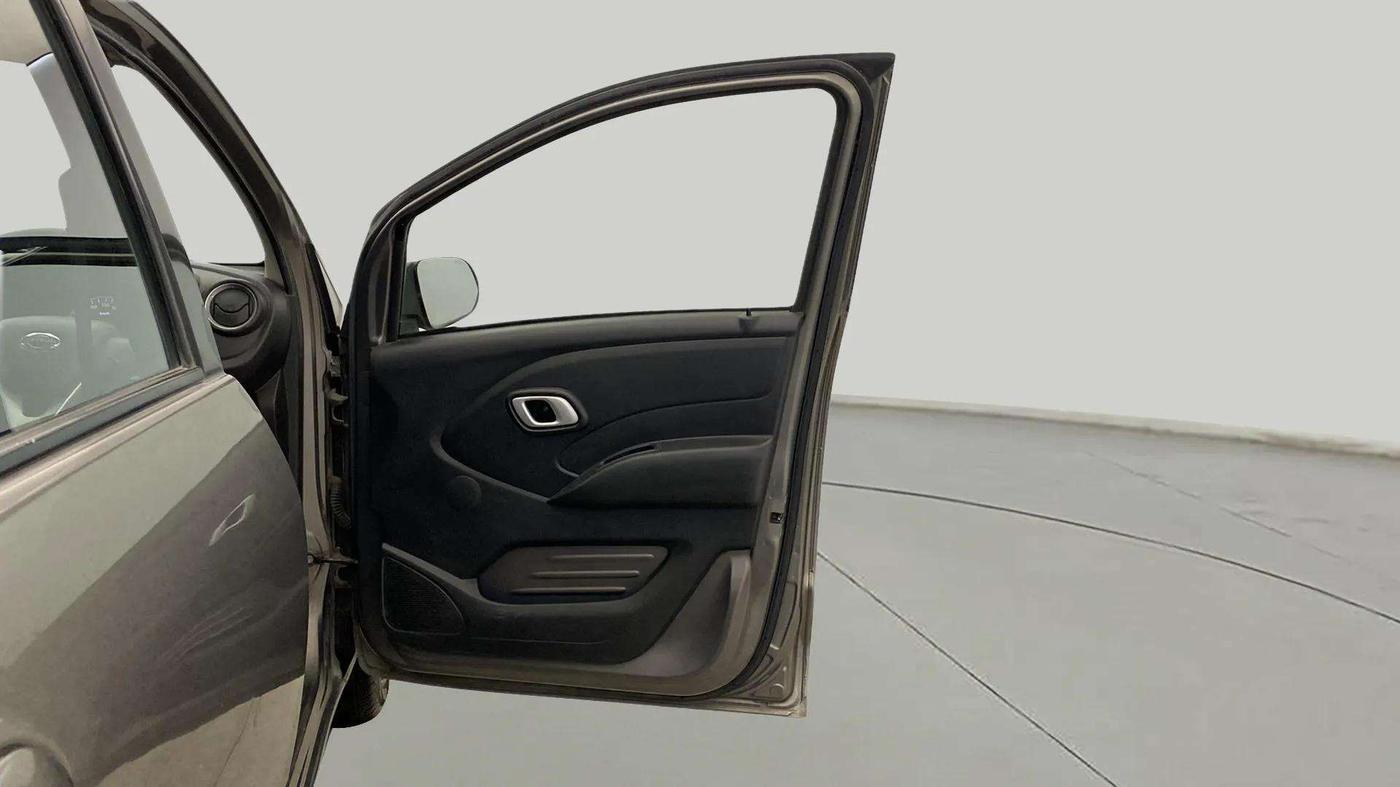2018 Datsun Redi Go T(O) 1.0 AMT, Petrol, Automatic, 18,849 km, RHS Front Door