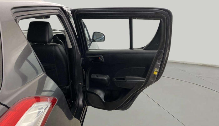 2017 Maruti Swift LXI (O), CNG, Manual, 33,203 km, RHS Rear Door