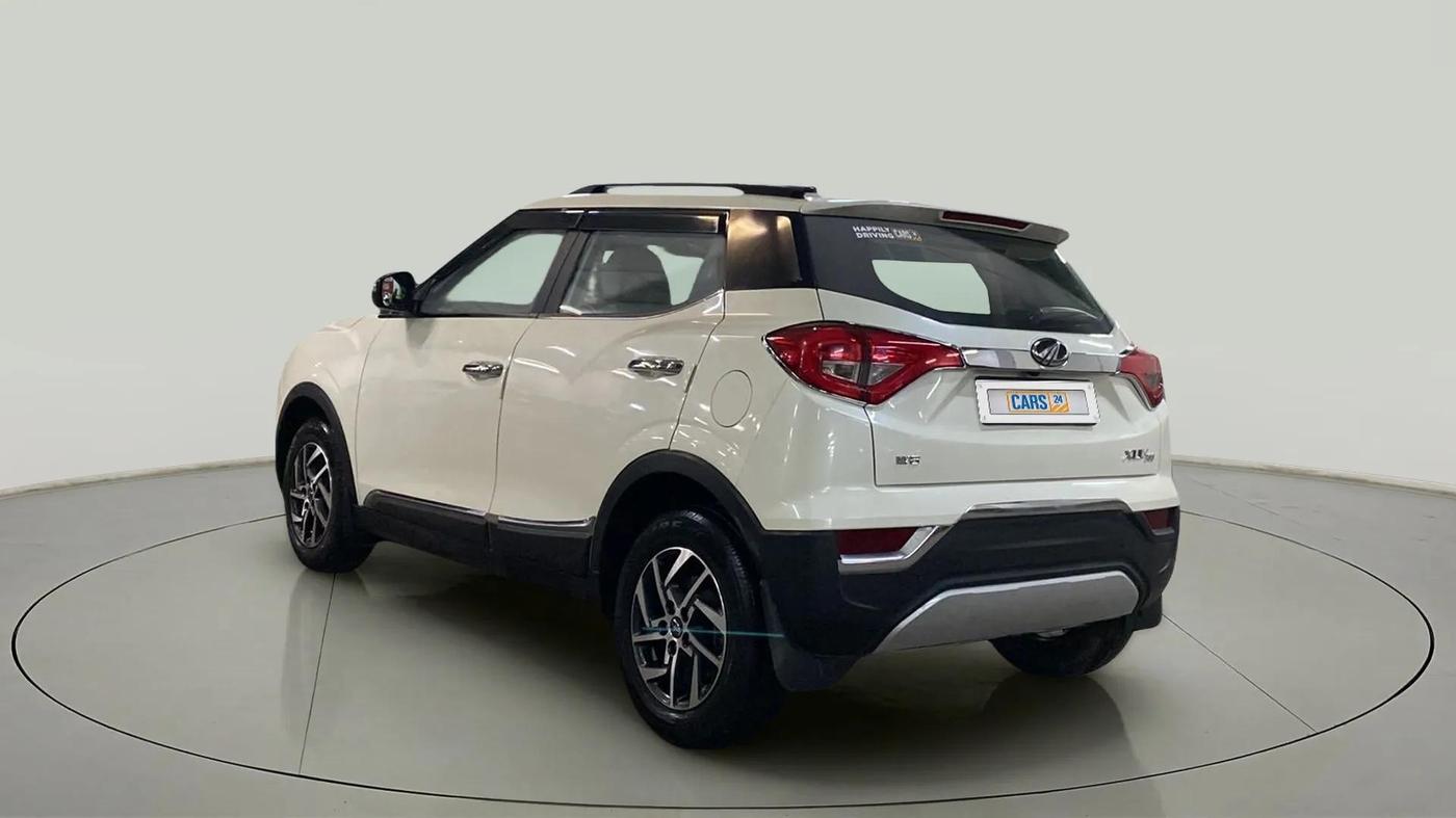 2022 Mahindra XUV300 W8 (O) 1.5 DIESEL, Diesel, Manual, 28,924 km, Left Back Diagonal