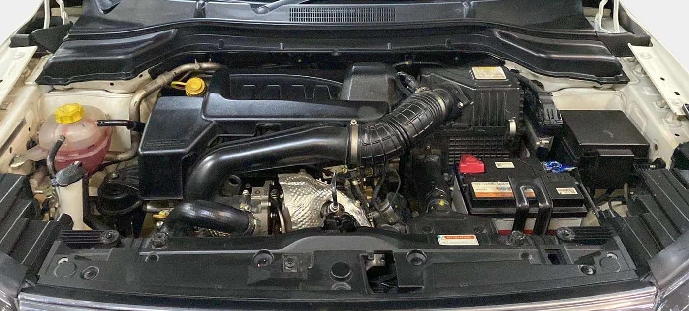 2022 Mahindra XUV300 W8 (O) 1.5 DIESEL, Diesel, Manual, 28,924 km, Open Bonet
