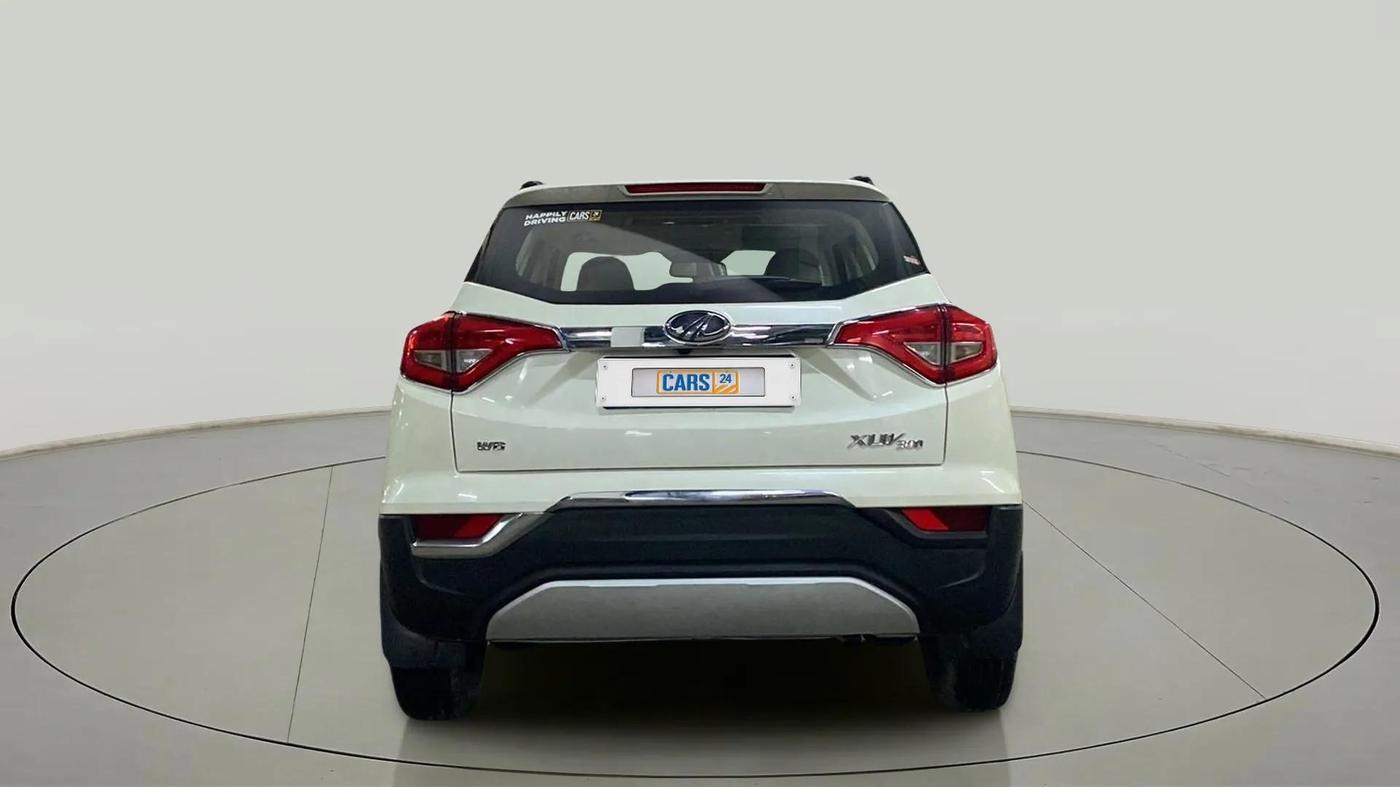 2022 Mahindra XUV300 W8 (O) 1.5 DIESEL, Diesel, Manual, 28,924 km, Back/Rear