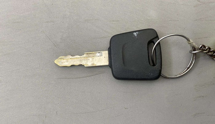 2019 Datsun Redi Go A, Petrol, Manual, 42,929 km, Lock system - Door lock knob has minor damage