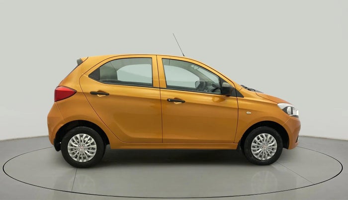 2017 Tata Tiago XM PETROL, Petrol, Manual, 87,246 km, Right Side View