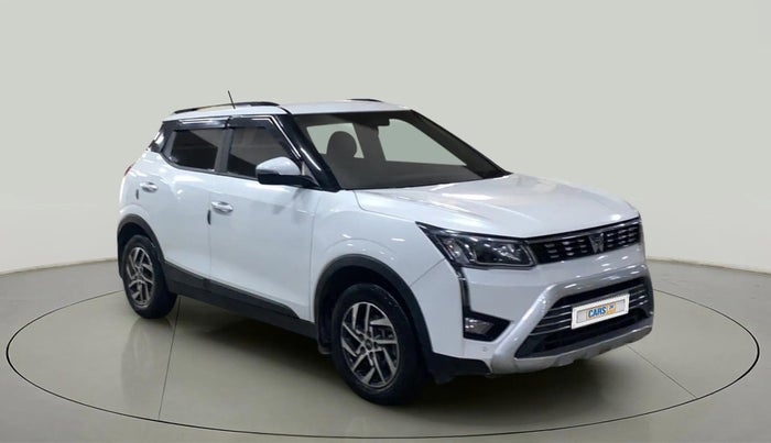 2023 Mahindra XUV300 W8 (O) 1.5 DIESEL, Diesel, Manual, 24,091 km, SRP