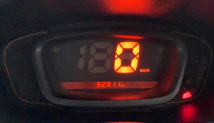 2017 Renault Kwid RXT 1.0, Petrol, Manual, 62,810 km, Odometer Image