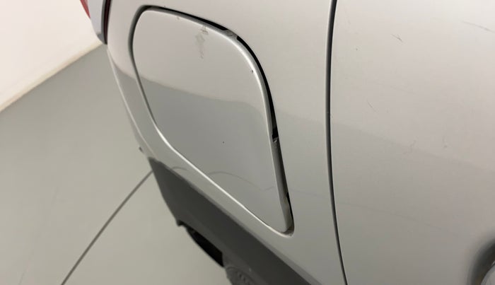 2017 Renault Kwid RXT 1.0, Petrol, Manual, 62,810 km, Right quarter panel - Slightly dented
