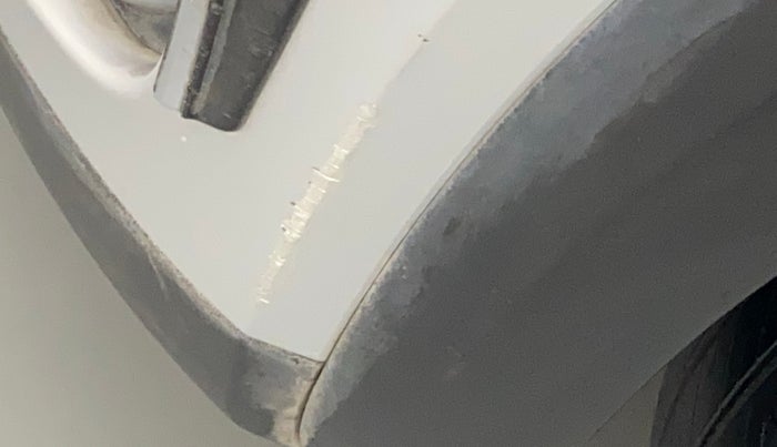 2017 Renault Kwid RXT 1.0, Petrol, Manual, 62,810 km, Front bumper - Minor scratches