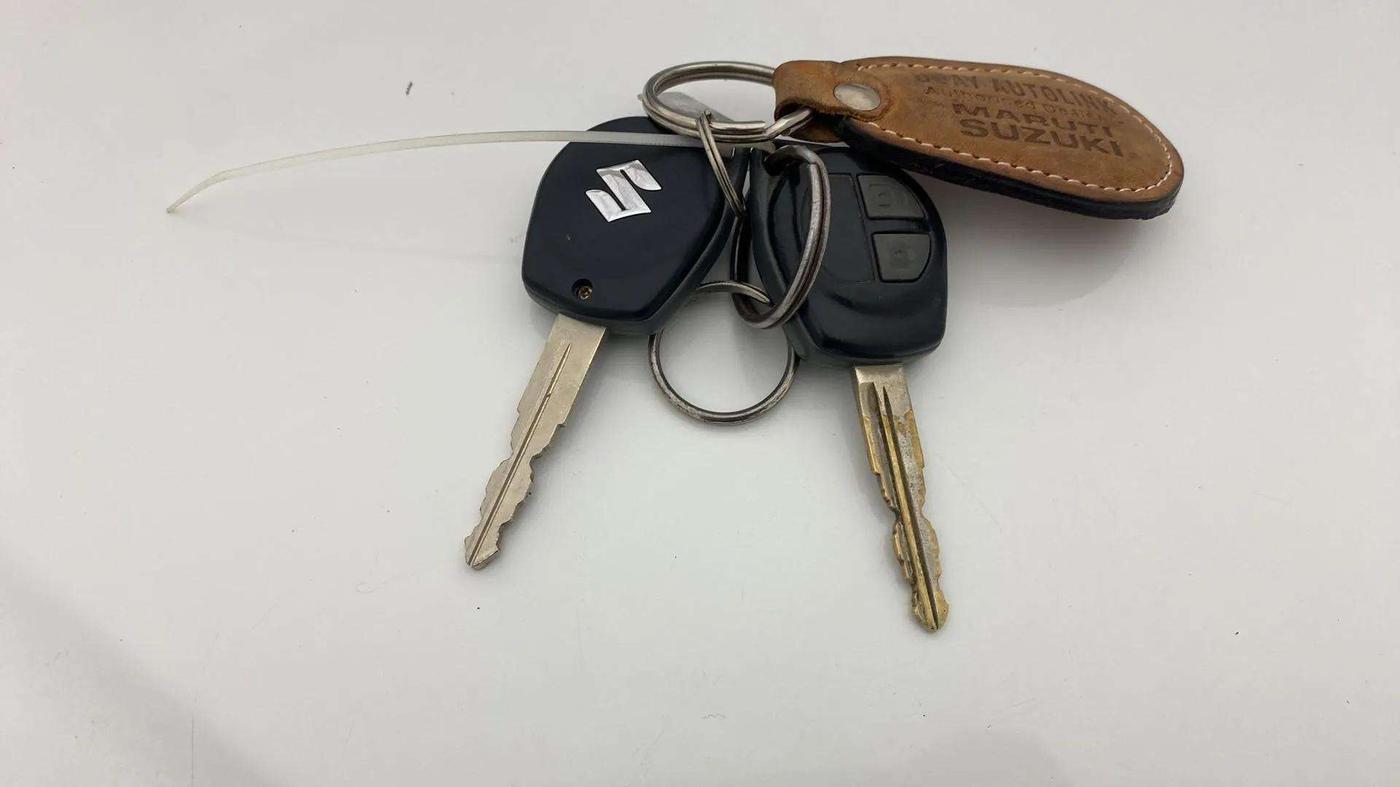 2014 Maruti Wagon R 1.0 VXI, Petrol, Manual, 71,921 km, Key Close Up