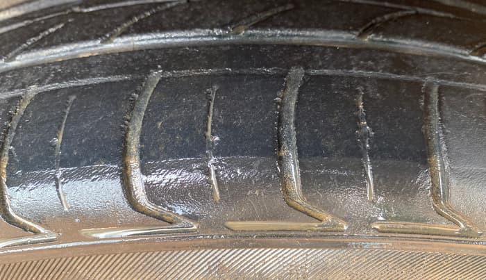 2015 Tata Zest XT PETROL, Petrol, Manual, 73,244 km, Left Front Tyre Tread