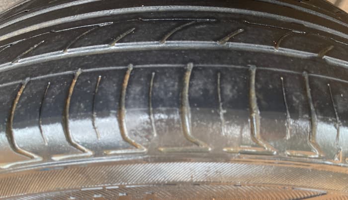 2015 Tata Zest XT PETROL, Petrol, Manual, 73,244 km, Left Rear Tyre Tread