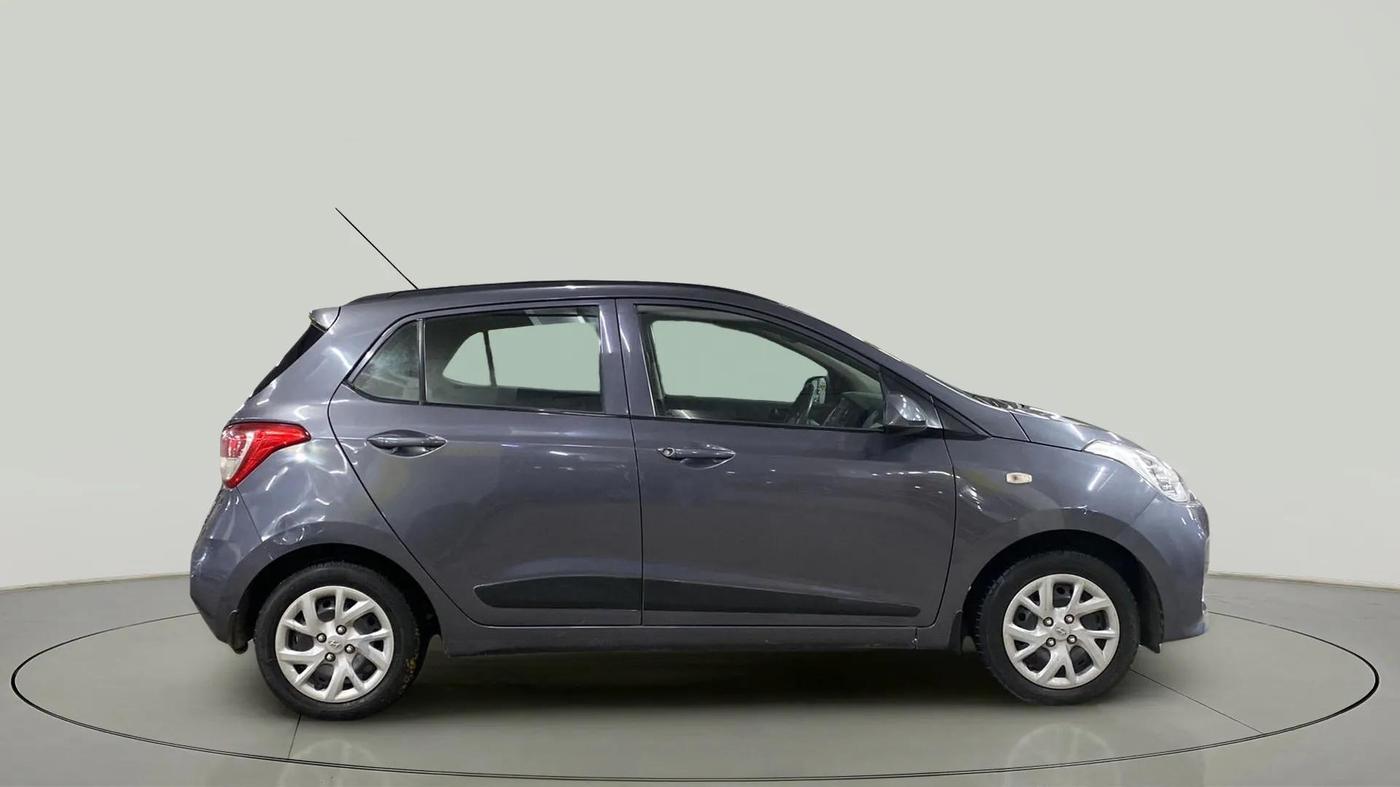 2019 Hyundai Grand i10 MAGNA 1.2 KAPPA VTVT CNG, CNG, Manual, 12,345 km, Right Side View