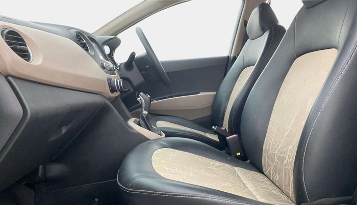 2018 Hyundai Grand i10 SPORTZ AT 1.2 KAPPA VTVT, Petrol, Automatic, 34,457 km, Right Side Front Door Cabin