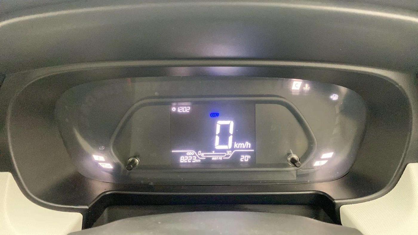 2024 Tata PUNCH ACCOMPLISHED MT, Petrol, Manual, 8,321 km, Odometer Image