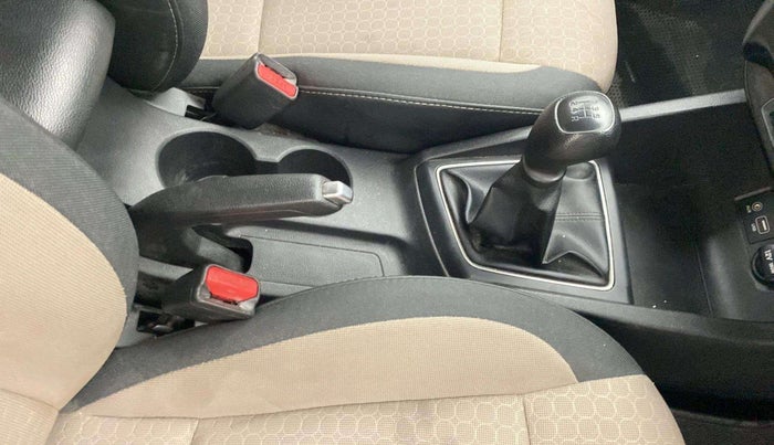 2016 Hyundai Elite i20 MAGNA 1.2, Petrol, Manual, 81,586 km, Gear Lever