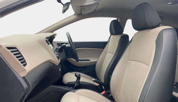 2016 Hyundai Elite i20 MAGNA 1.2, Petrol, Manual, 81,586 km, Right Side Front Door Cabin