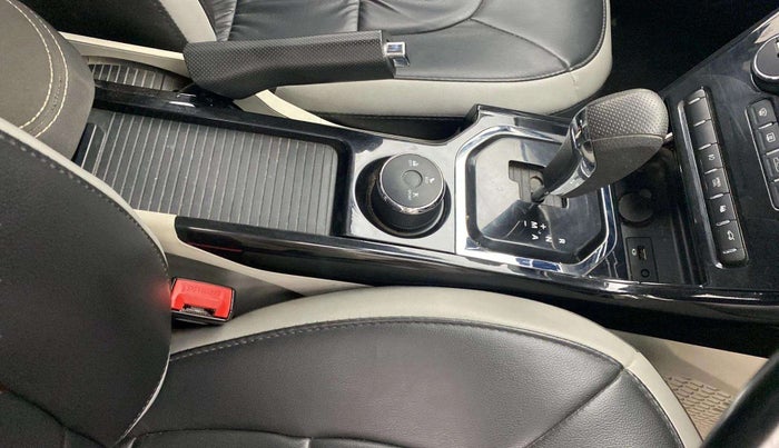 2021 Tata NEXON XZA PLUS SUNROOF DUAL TONE PETROL, Petrol, Automatic, 20,305 km, Gear Lever