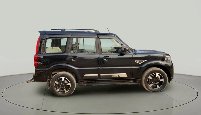 2022 Mahindra SCORPIO CLASSIC S11 7STR, Diesel, Manual, 50,119 km, Right Side