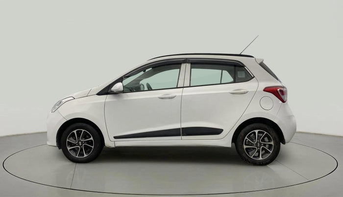 2017 Hyundai Grand i10 SPORTZ (O) AT 1.2 KAPPA VTVT, Petrol, Automatic, 68,276 km, Left Side