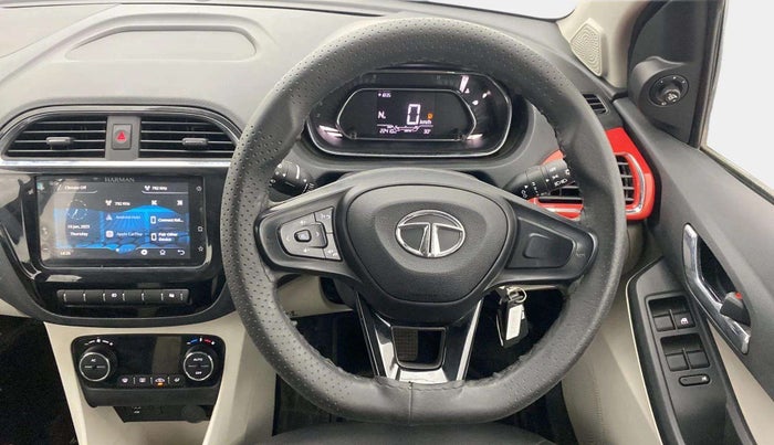 2022 Tata Tiago XZA PLUS PETROL, Petrol, Automatic, 22,466 km, Steering Wheel Close Up