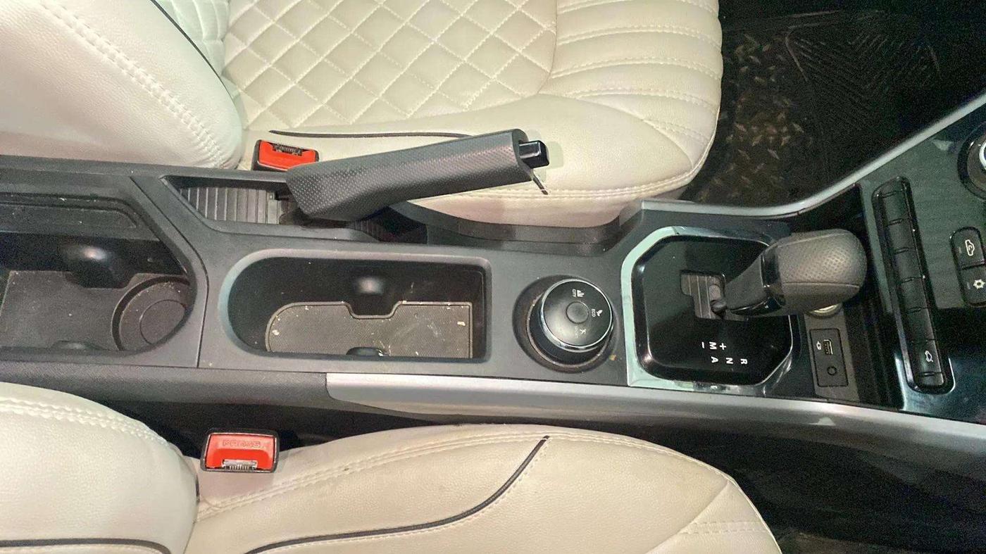 2020 Tata NEXON XMA PETROL, Petrol, Automatic, 39,997 km, Gear Lever