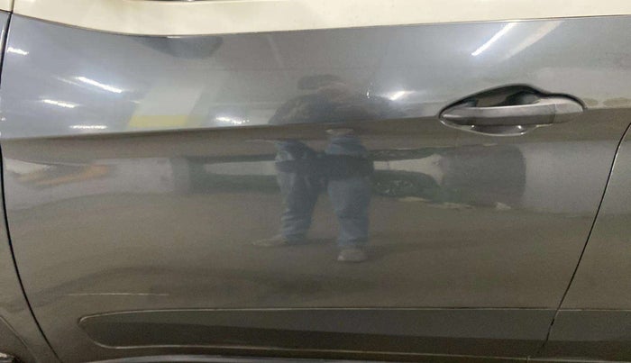 2020 Tata NEXON XMA PETROL, Petrol, Automatic, 39,997 km, Front passenger door - Minor scratches