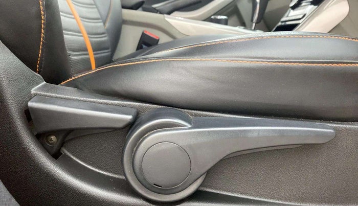 2019 Tata NEXON XZA PLUS PETROL DUAL TONE, Petrol, Automatic, 40,891 km, Driver Side Adjustment Panel