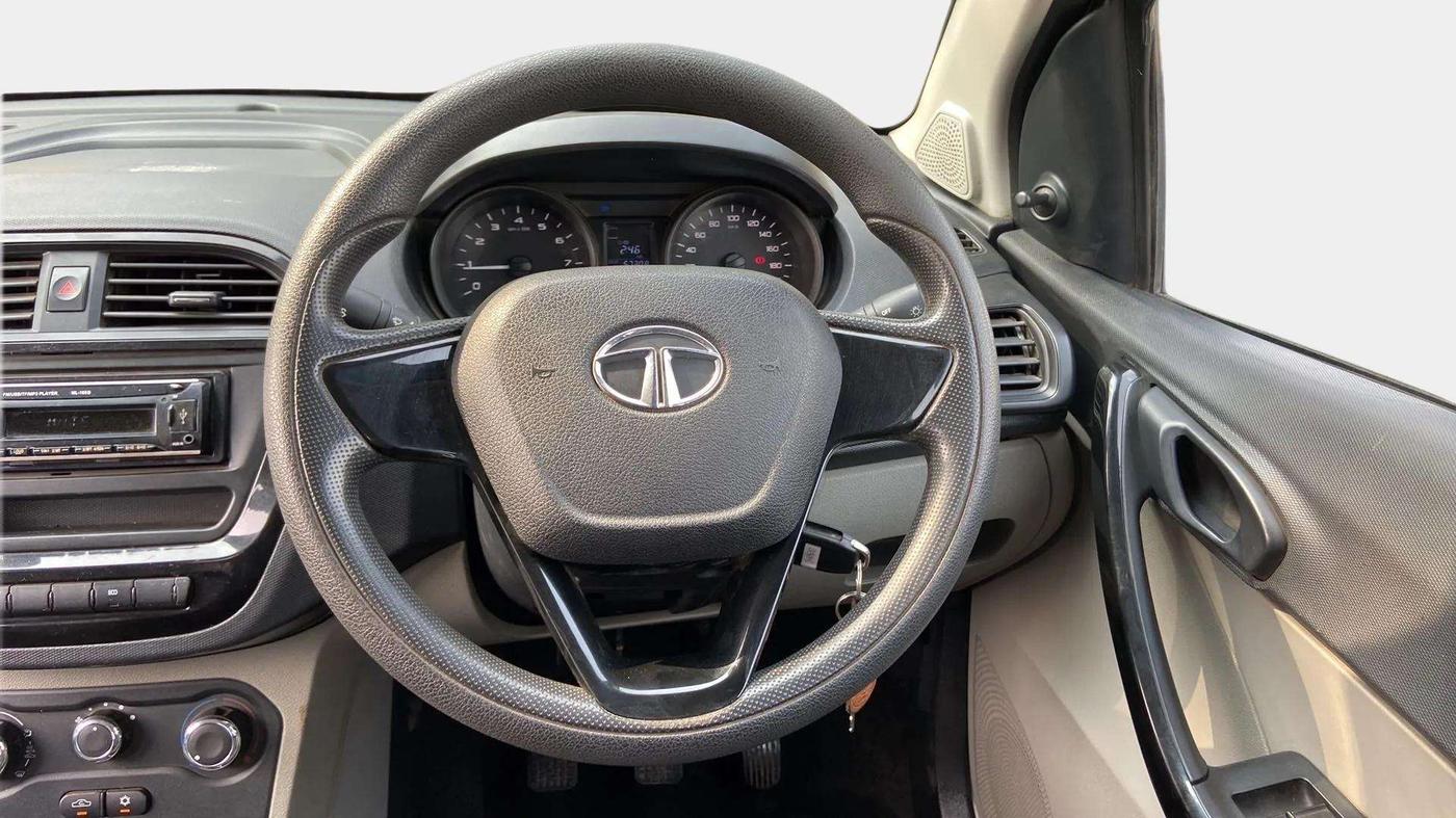 2018 Tata Tiago XM PETROL, Petrol, Manual, 57,286 km, Steering Wheel Close Up