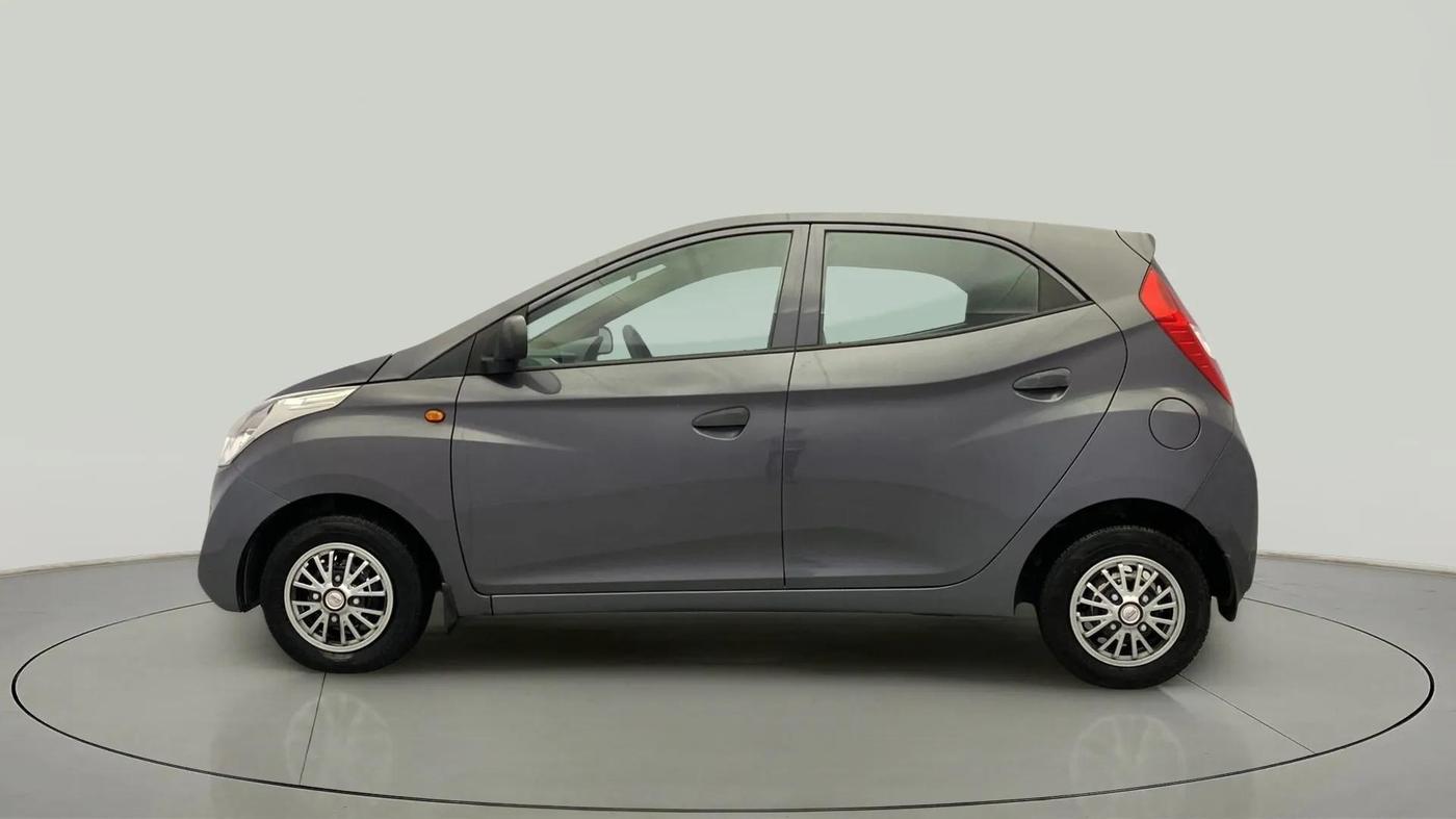 2017 Hyundai Eon ERA +, Petrol, Manual, 18,746 km, Left Side