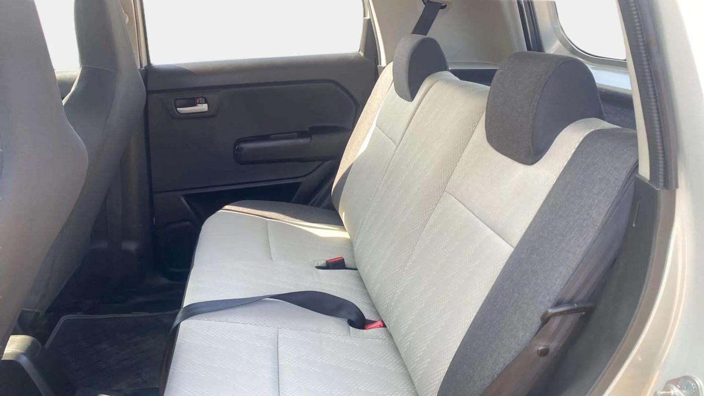 2022 Maruti New Wagon-R ZXI 1.2, Petrol, Manual, 36,319 km, Right Side Rear Door Cabin