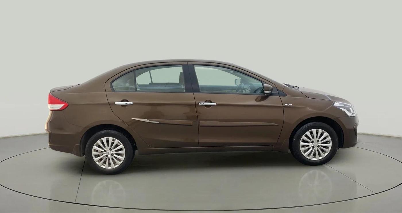 2017 Maruti Ciaz ZXI, Petrol, Manual, 77,478 km, Right Side
