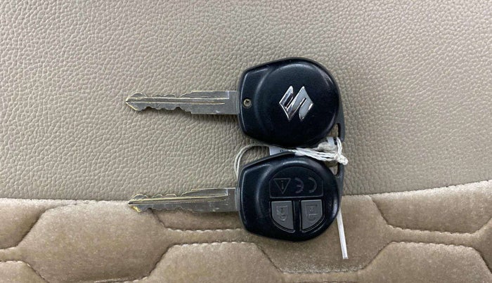 2017 Maruti Ciaz DELTA 1.4 MT PETROL, Petrol, Manual, 24,022 km, Key Close Up