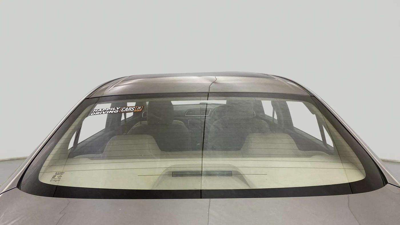 2017 Maruti Ciaz DELTA 1.4 MT PETROL, Petrol, Manual, 24,022 km, Rear Windshield