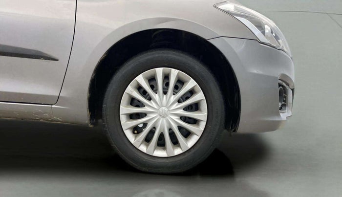 2017 Maruti Ciaz DELTA 1.4 MT PETROL, Petrol, Manual, 24,022 km, Right Front Wheel