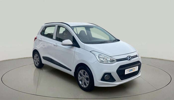 2015 Hyundai Grand i10 SPORTZ 1.2 KAPPA VTVT, Petrol, Manual, 38,512 km, Right Front Diagonal