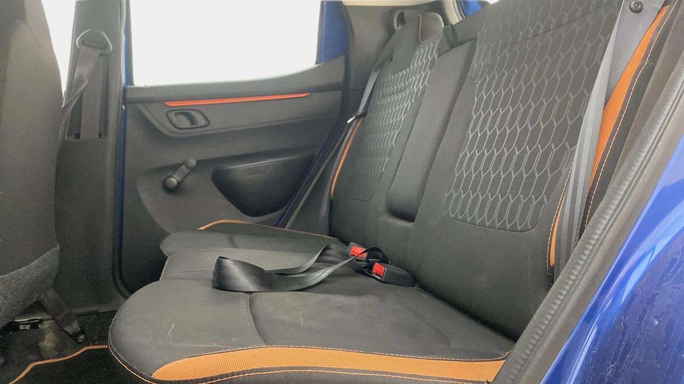 2019 Renault Kwid CLIMBER 1.0, Petrol, Manual, 32,646 km, Right Side Rear Door Cabin