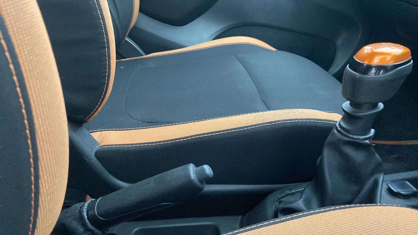 2019 Renault Kwid CLIMBER 1.0, Petrol, Manual, 32,646 km, Gear Lever