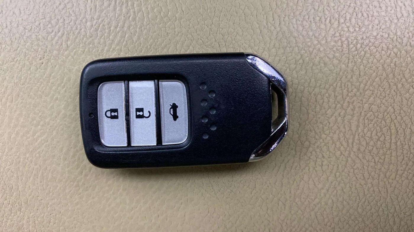 2017 Honda City 1.5L I-VTEC V MT, Petrol, Manual, 59,563 km, Key Close Up
