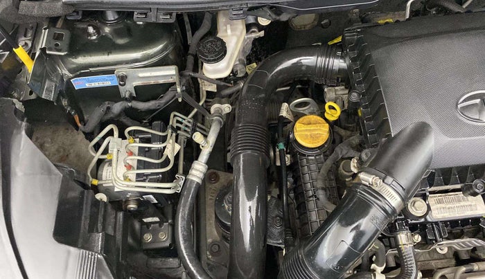 2020 Tata NEXON XZA PLUS PETROL, Petrol, Automatic, 13,785 km, Engine View - Right