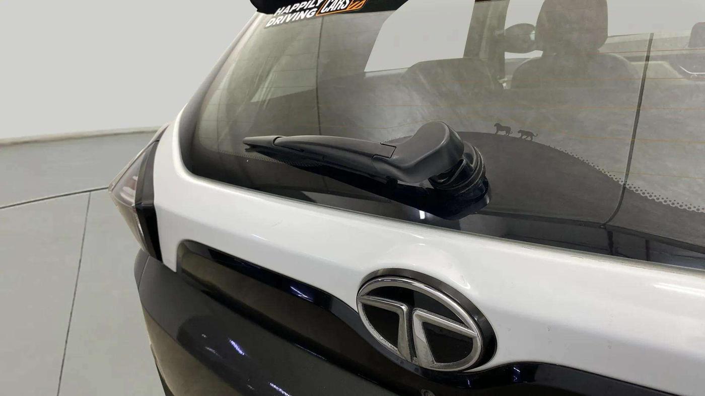 2020 Tata NEXON XZA PLUS PETROL, Petrol, Automatic, 13,785 km, Rear Wiper