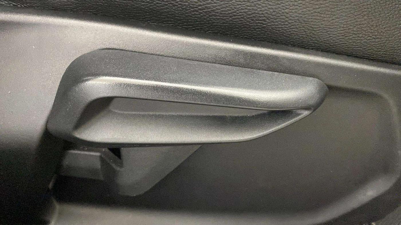 2020 Tata NEXON XZA PLUS PETROL, Petrol, Automatic, 13,785 km, Driver Side Adjustment Panel