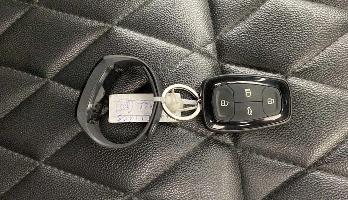 2020 Tata NEXON XZA PLUS PETROL, Petrol, Automatic, 13,785 km, Key Close Up
