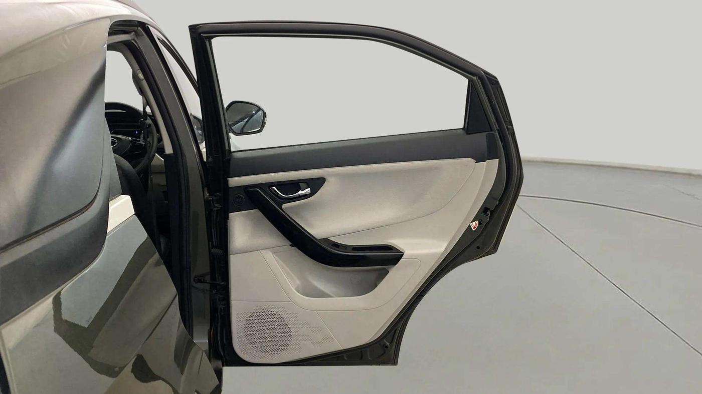 2020 Tata NEXON XZA PLUS PETROL, Petrol, Automatic, 13,785 km, RHS Rear Door