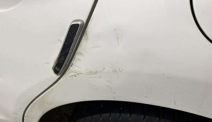 2019 Honda Amaze 1.2L I-VTEC V, CNG, Manual, 86,840 km, Left quarter panel - Minor scratches