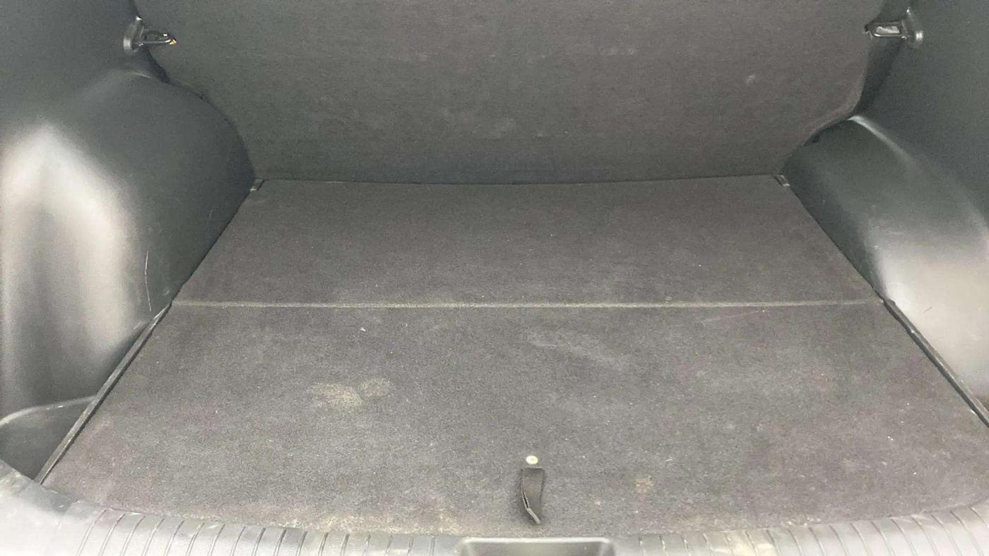 2018 Hyundai Creta E PLUS 1.6 PETROL, Petrol, Manual, 75,966 km, Boot Inside