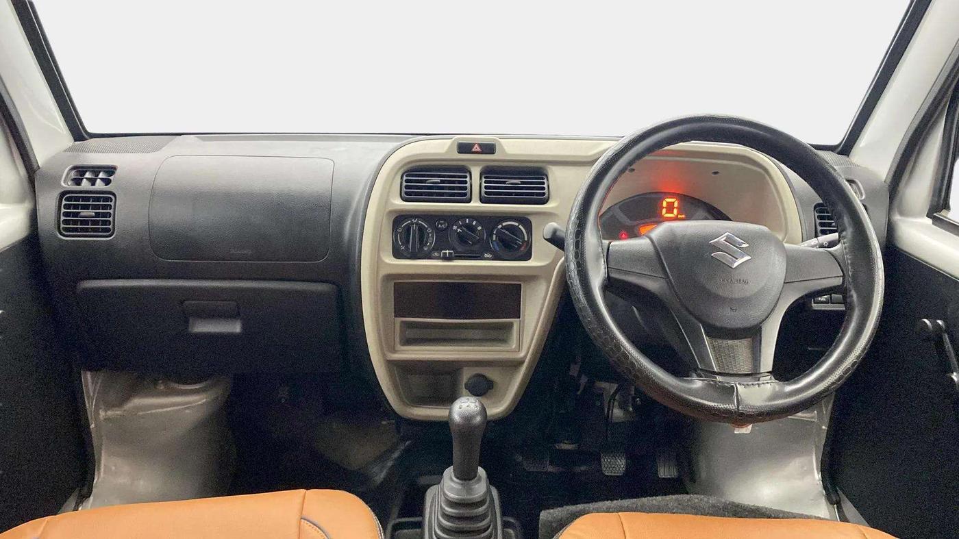 2023 Maruti Eeco 5 STR AC CNG, CNG, Manual, 19,652 km, Dashboard