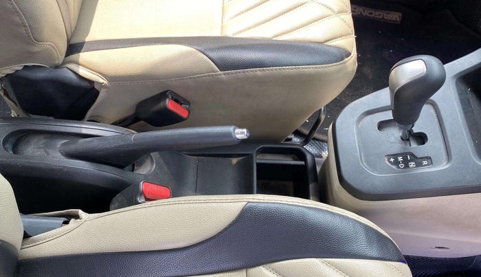 2020 Maruti New Wagon-R ZXI 1.2 AMT, Petrol, Automatic, 90,989 km, Gear Lever