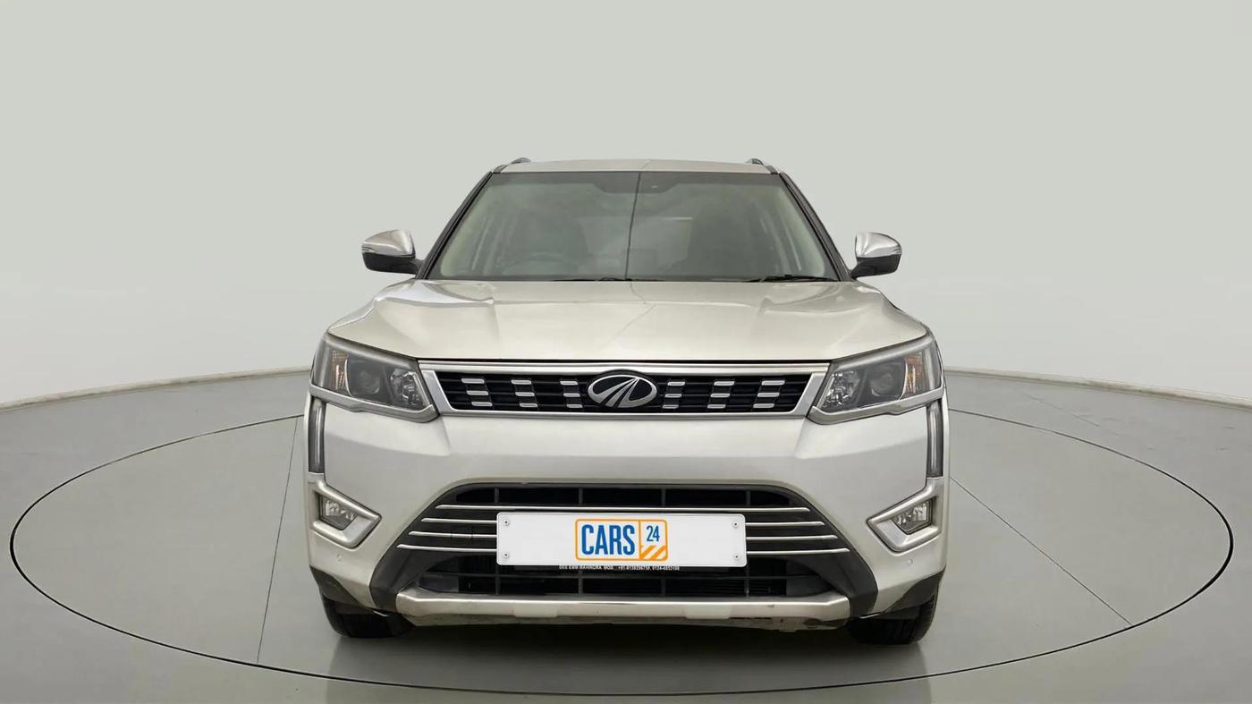 2021 Mahindra XUV300 W8 (O) 1.5 DIESEL, Diesel, Manual, 73,208 km, Front