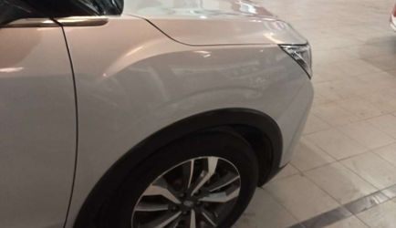 2021 Mahindra XUV300 W8 (O) 1.5 DIESEL, Diesel, Manual, 73,208 km, Right fender - Paint has minor damage