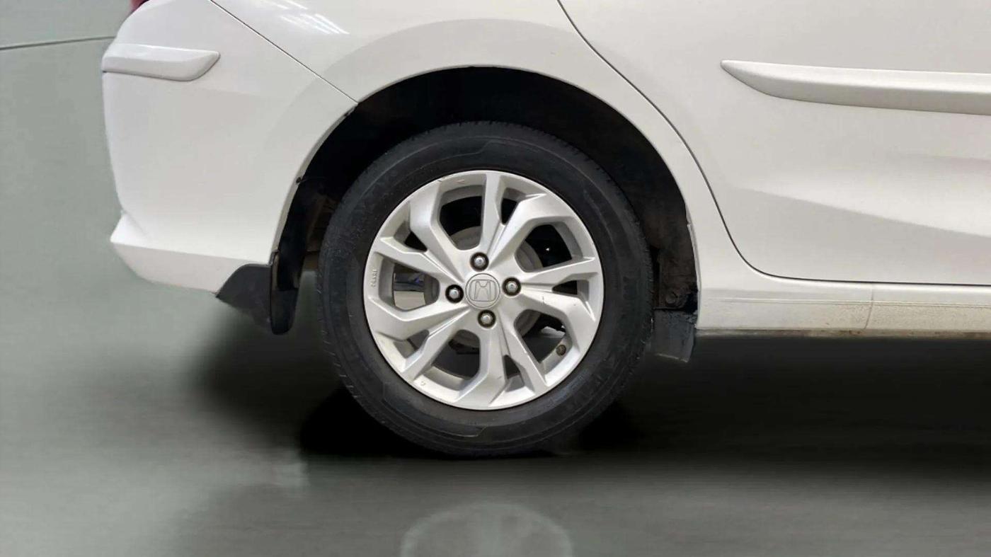 2019 Honda Amaze 1.2L I-VTEC V, Petrol, Manual, 40,766 km, Right Rear Wheel