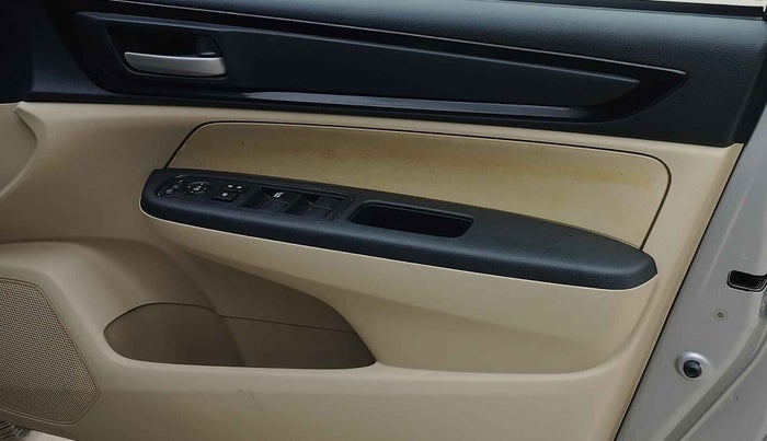 2019 Honda Amaze 1.2L I-VTEC VX, Petrol, Manual, 17,636 km, Driver-side door - Trim Cloth not available